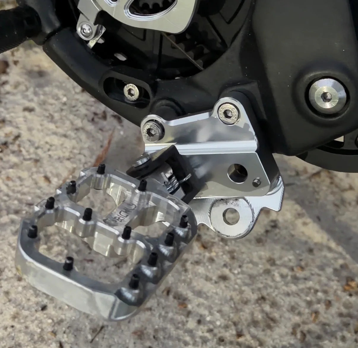 Talaria XXX Upgraded Peg Brackets