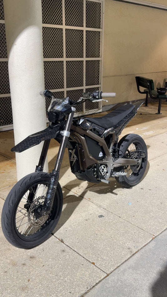 Louis Vuitton Ultra Bee Sparkle Wrap